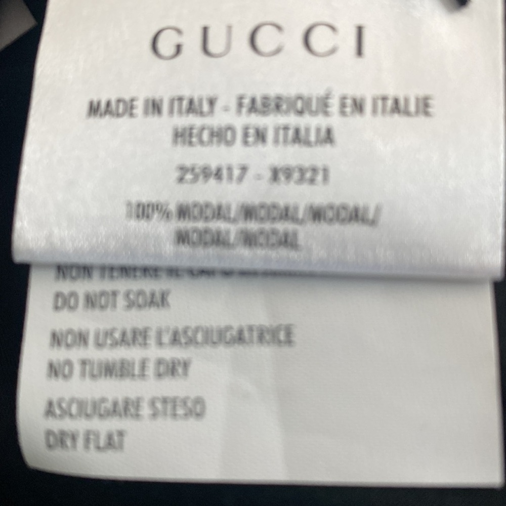 Gucci black modal t-shirt with signature green & red stripes. Auth - Picture 7 of 7